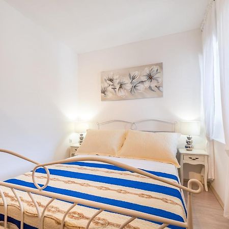 Ana Apartment Baska  Exterior photo
